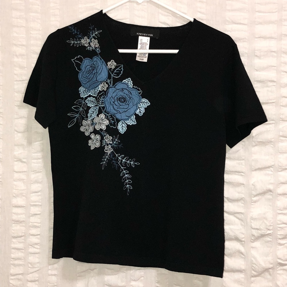 SALE Jones New York Embroidered Top